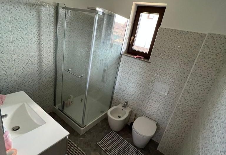 CASĂ INDIVIDUALĂ P+M, teren aferent 500 mp, zona SATU NOU - MUNTENI de SUS; - Poză 6