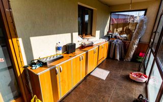 Casă / Vilă cu 6 camere de vânzare în Balotesti - Poză 15