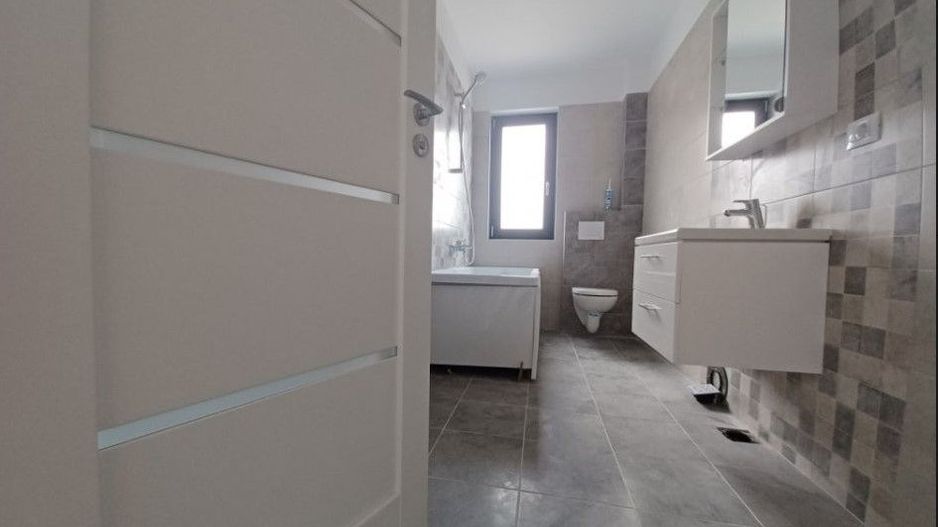 NOU APARTAMENT 3 CAMERE 2 BAI NICOLINA PLATOU GALATA - Poză 9