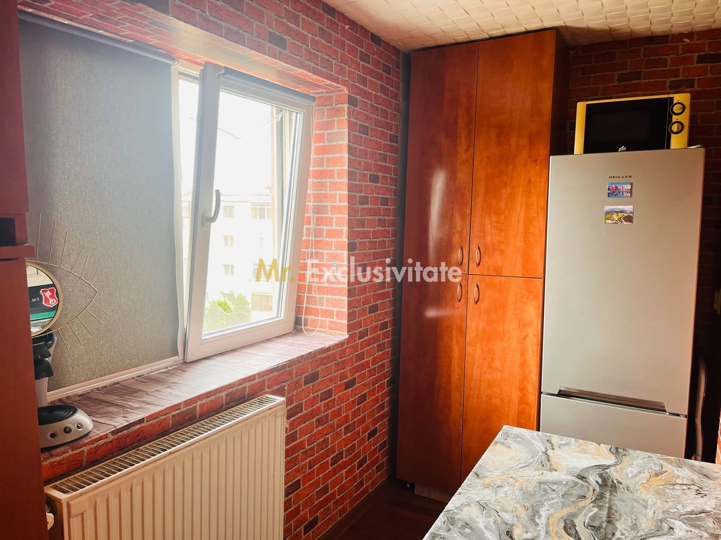 Confort inteligent! Apartament transformat in 3 camere, zona 1 Mai - Poză 8