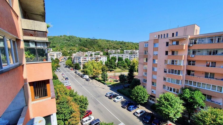 Inchiriez apartament 3 camere TUDOR - Poză 8