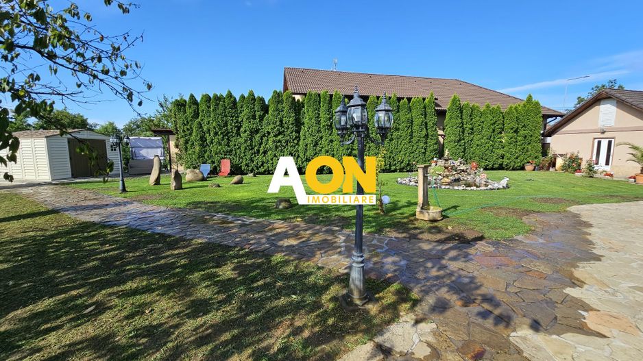 Casa 7 camere, 789 mp teren, Cetate - Poză 2