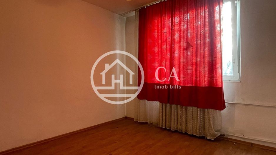 Apartament de vânzare cu 3 camere în zona Nufarul, Oradea - Poză 5