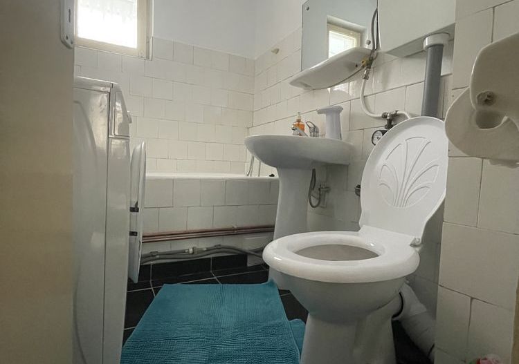 Inchiriez ap 3 cam - 1 Mai (Spitalul 1) - Poză 8