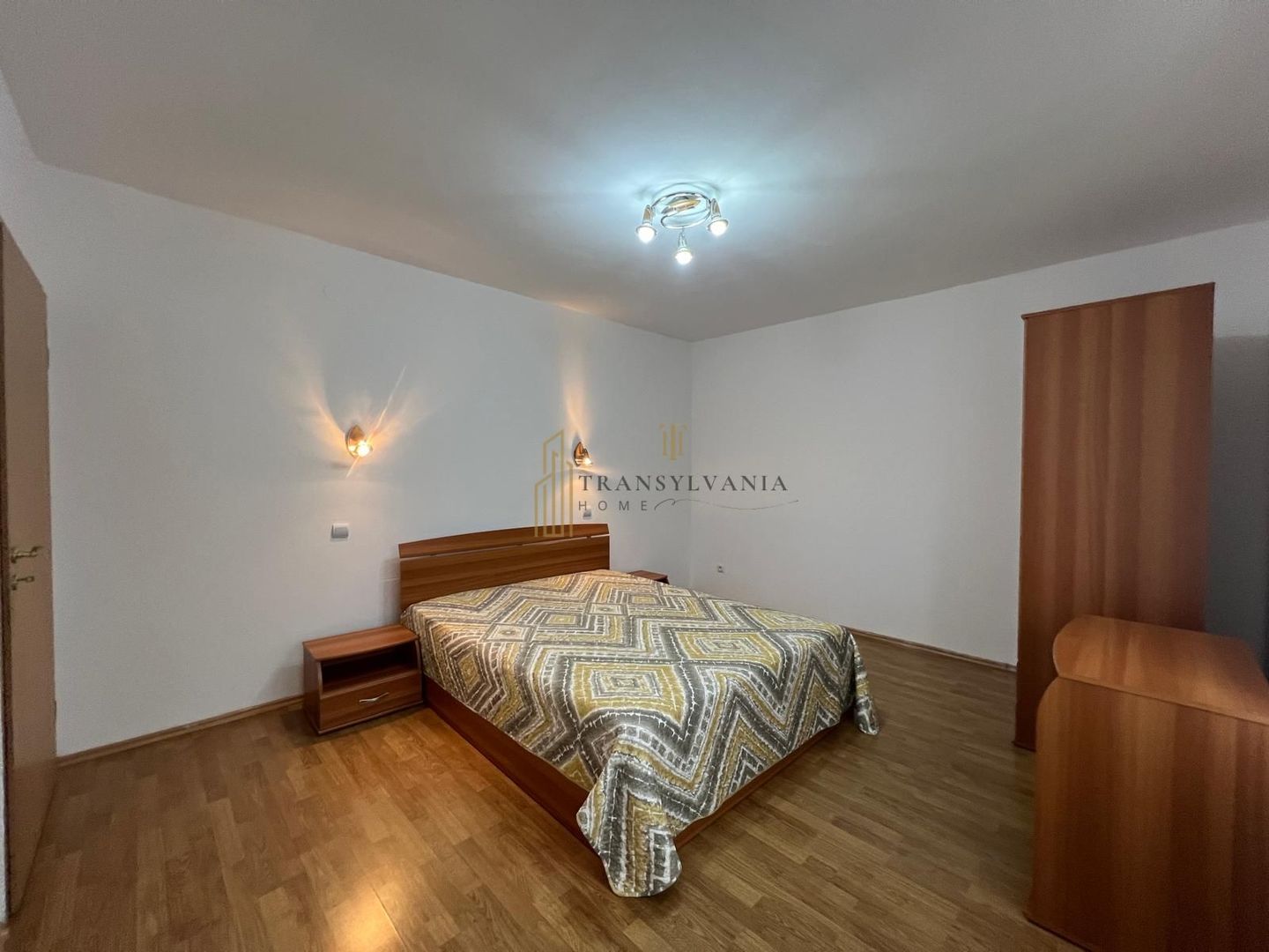 Apartament 4 camere, zona linistita - Poză 8