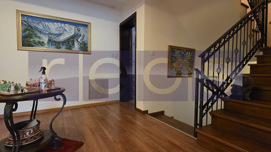 VANZARE CASA 10 CAMERE | ZONA VATRA LUMINOASA - Poză 7