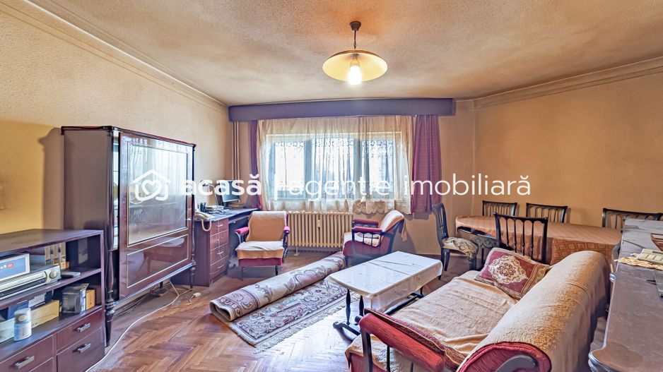 Apartament spațios în zona Banu Mărăcine - Poză 3