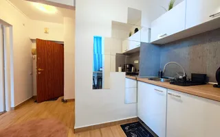 Spațioasă, luminoasă, complet renovată și mobilată, Bloc UNIC - Poză 12
