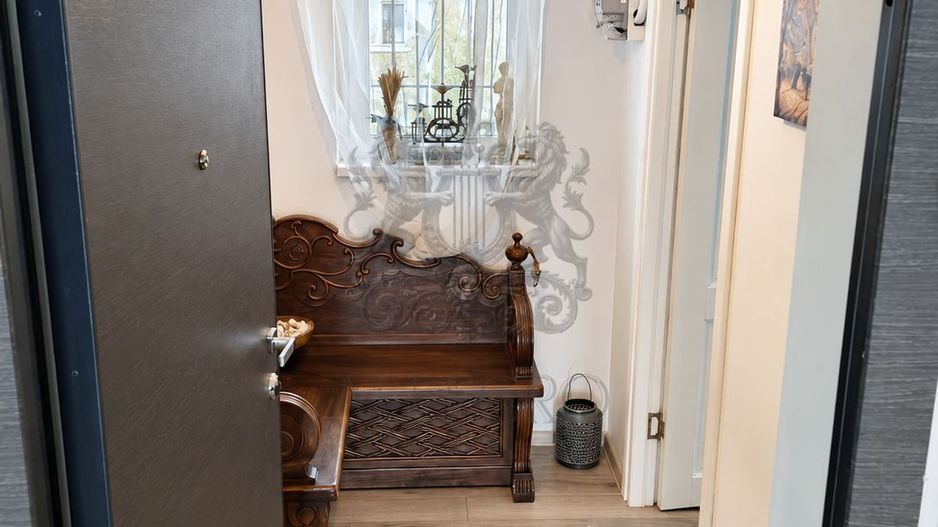3 Camere | Foisorul De Foc | Renovat 2025 | Deosebit | 1/3 | Boxa - Poză 4