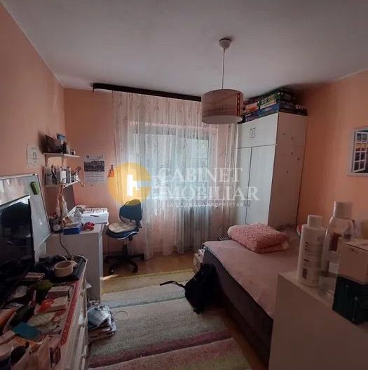 Rond 28/Alexandru - Bloc dupa 1980 - 2 Camere Decomandat - Poză 3