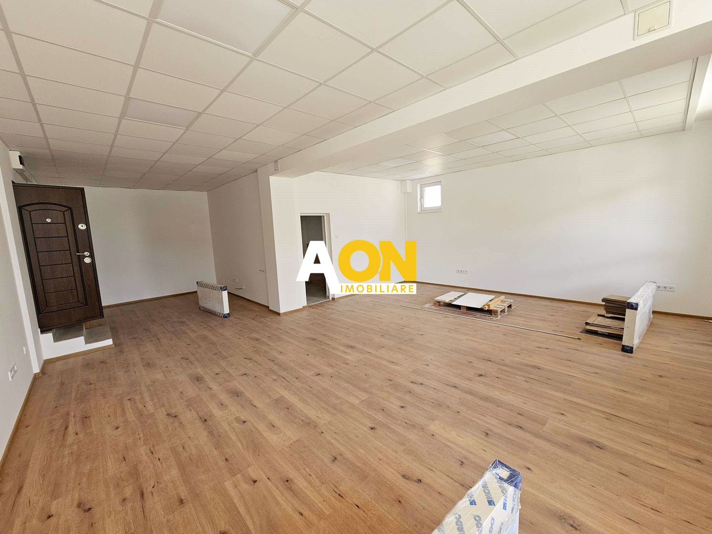 Spatiu nou de birouri, 76 mp + boxa 15 mp, zona Centru - Poză 4