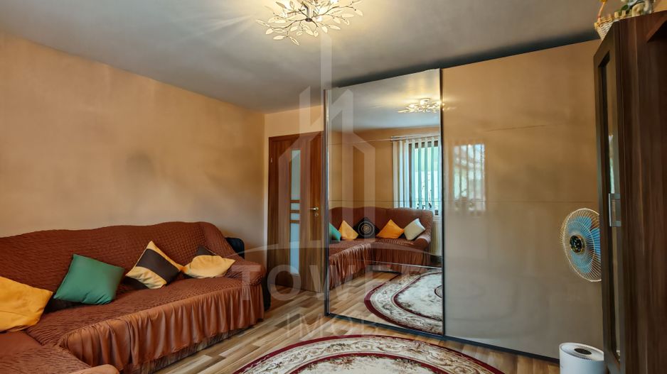 Casa singur in curte de vanzare in Gusterita. - Poză 12