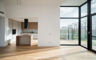 Vila 3 dormitoare mobilata partial in Amber Forest inchiririere - Poză 7