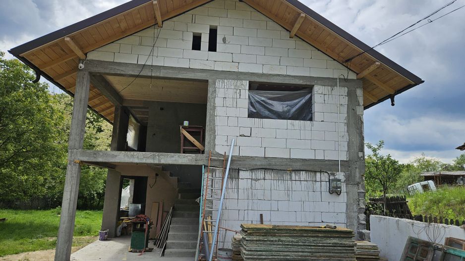 Vanzare casa Stroesti - Valea Valsanului - Poză 1