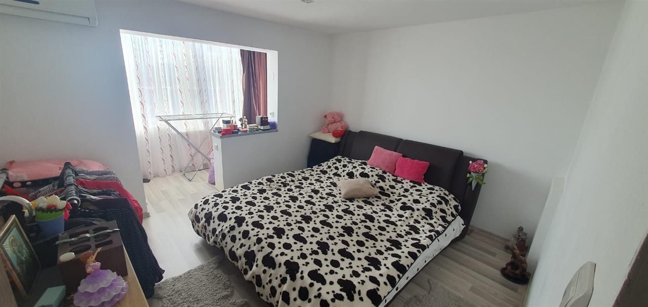 Apartament 3 camere2 bai 2 balcoane Centrala proprie. - Poză 6