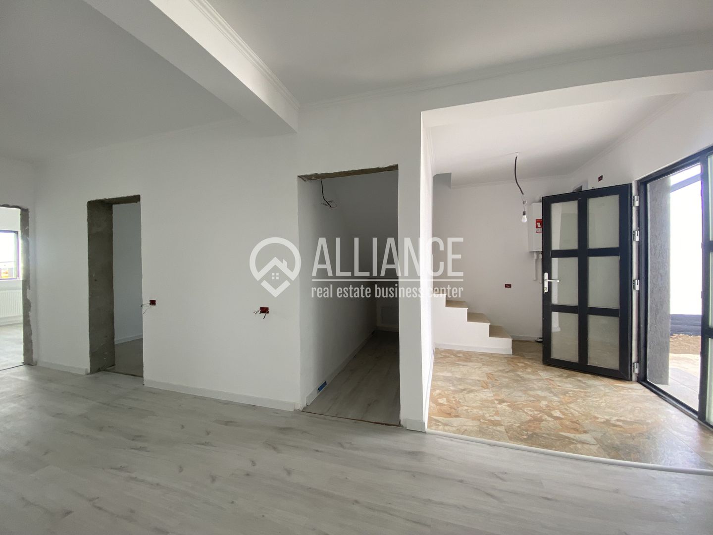 Valu lui Traian (COD 07) Casă P+M cu 5 camere, teren de 517 mp - Poză 11