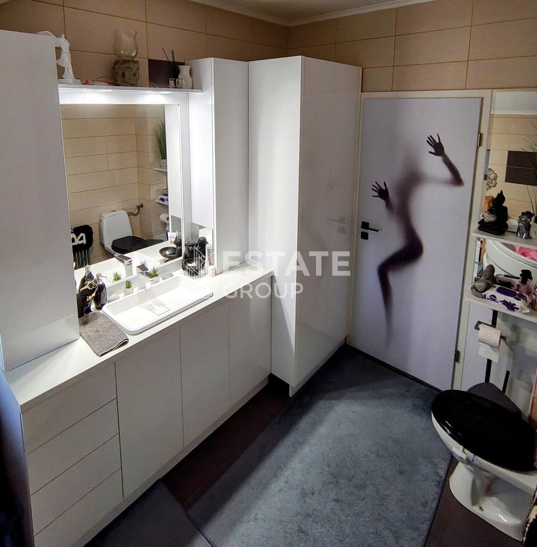 Apartament cu 3 camere in Dumbravita complet mobilat si utilat - Poză 10