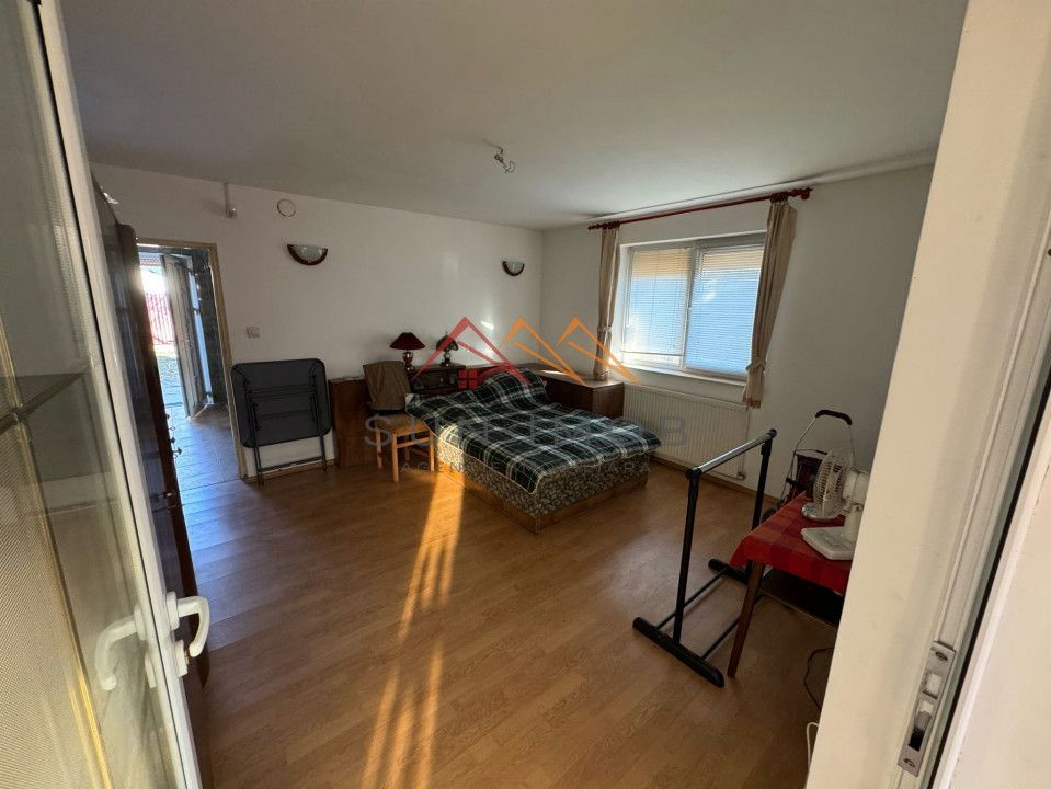 Casa 3 camere, garaj, teren 289 m2, central, stare buna, Campina, PH - Poză 11