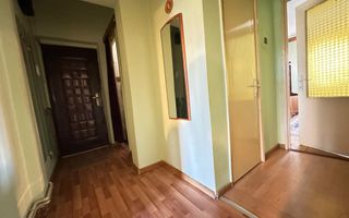 Apartament 3 camere etaj 2 de vanzare - Poză 8