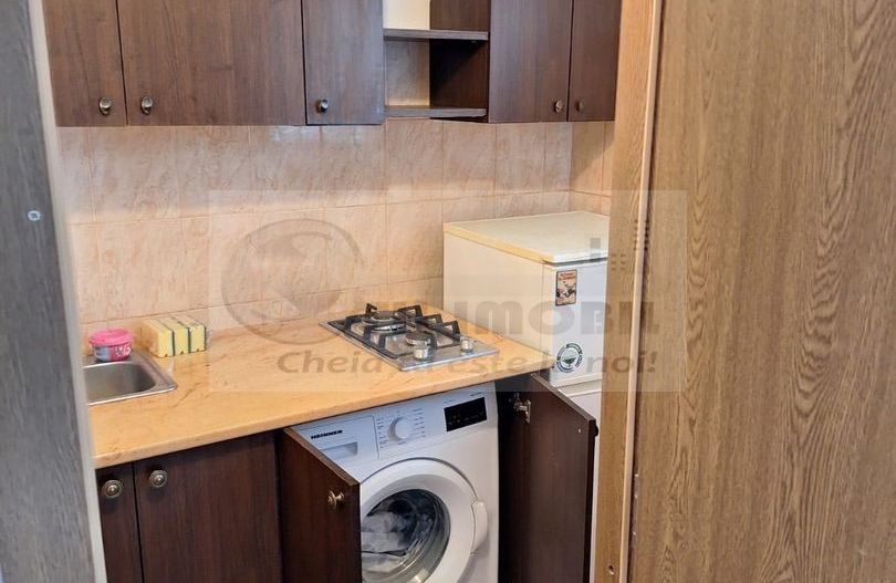 Garsoniera Nicolina 1, mobilata complet, renovata recent, libera - Poză 4