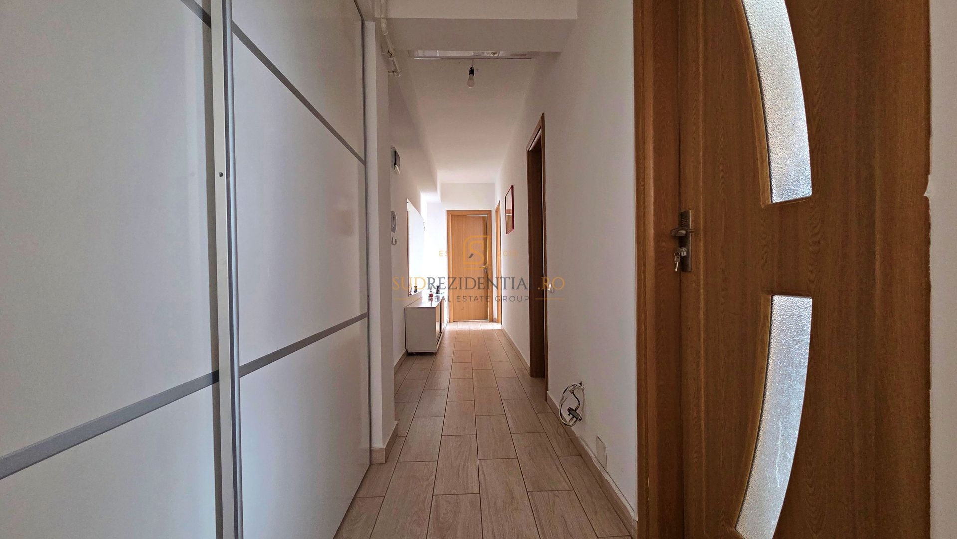 Apartament 3 camere de vanzare, decomandat, Aparatorii Patriei, Sect 4 - Poză 8