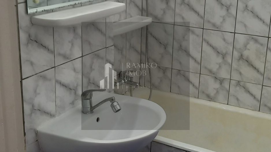 Apartament 2 camere decomandat Drumul Taberei - Poză 11