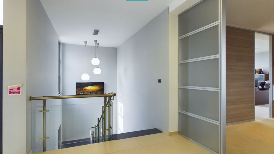 Spațiu comercial modern cu parcare proprie - Poză 10