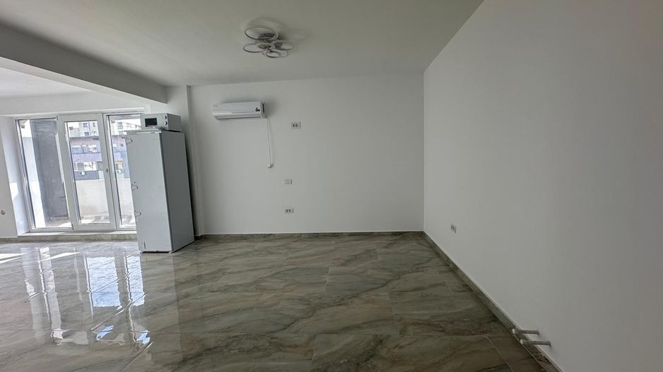 Apartament 2 camere de vanzare Tomis Plus - Poză 3