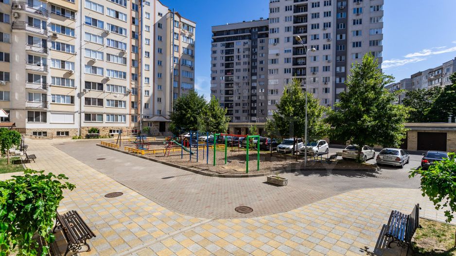 Vânzare, apartament, 2 camere + living, str. Pietrarilor, Telecentru - Poză 17
