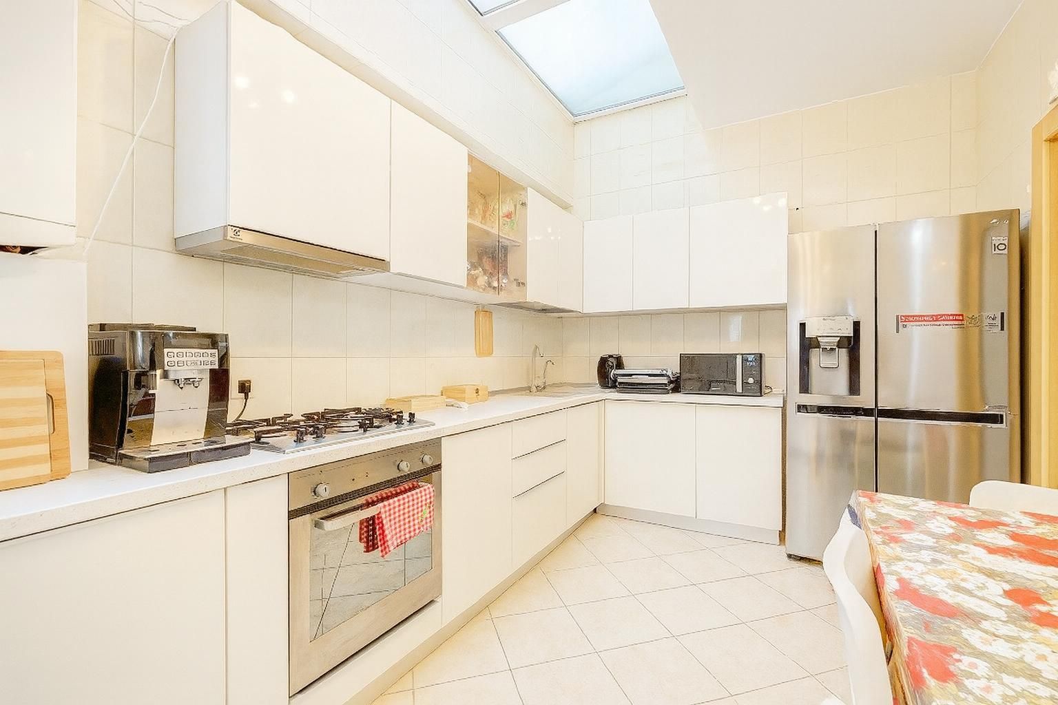 Apartament spatios 4 camere pe Calea Floreasca - Poză 3