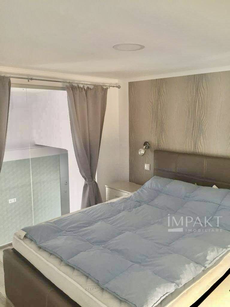 Apartament cu 3 camere in Zona Semicentrala - Poză 3