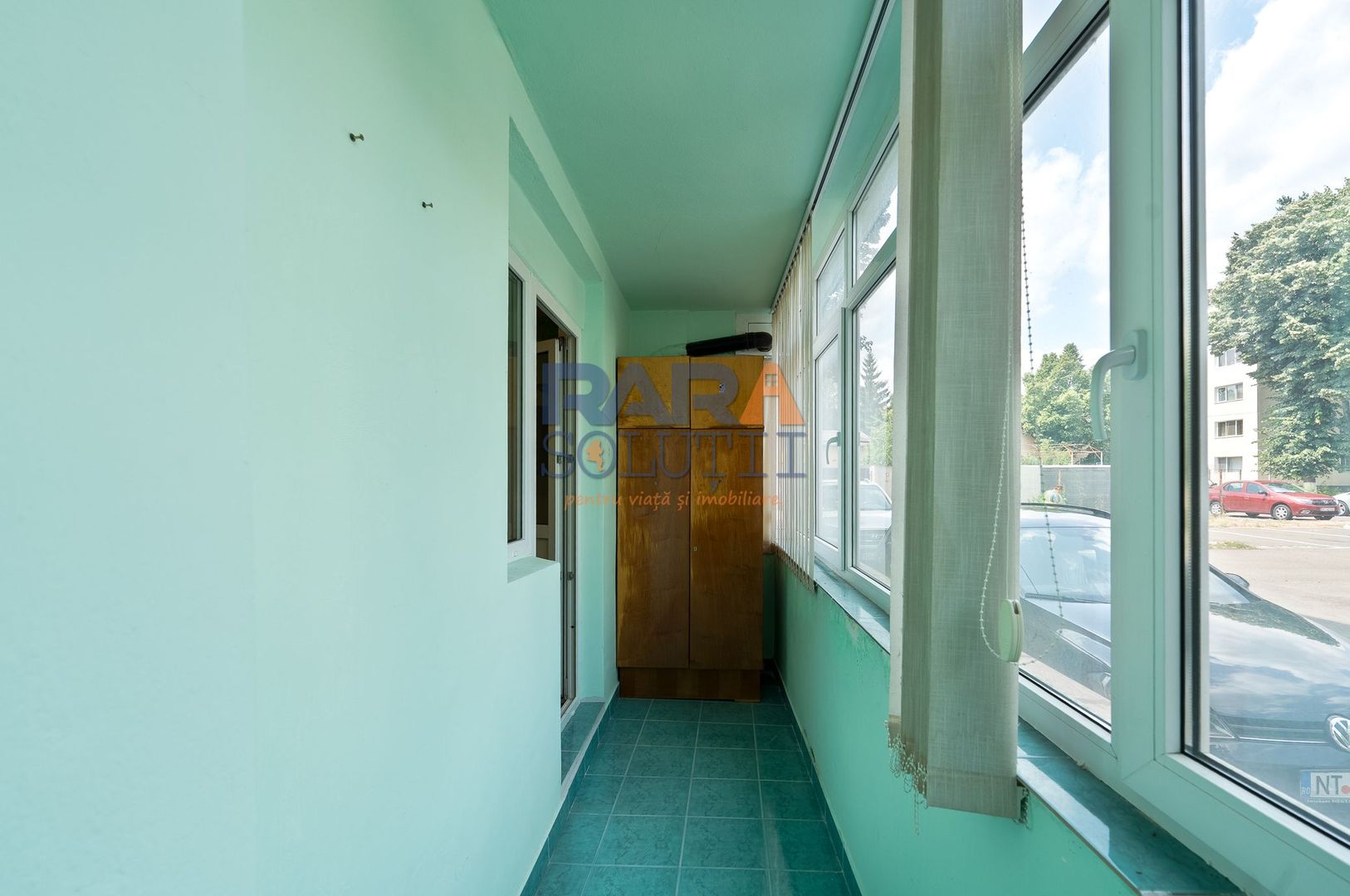Apartament cu 3 camere, două băi, 77 mp - Poză 16