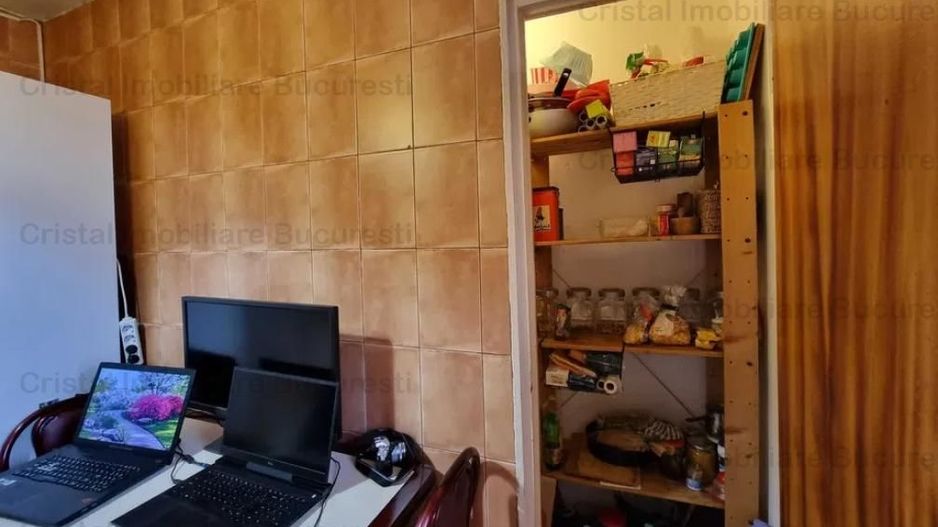 Vanzare Apartament 2 camere, Zona Rahova, sector 5 - Poză 3