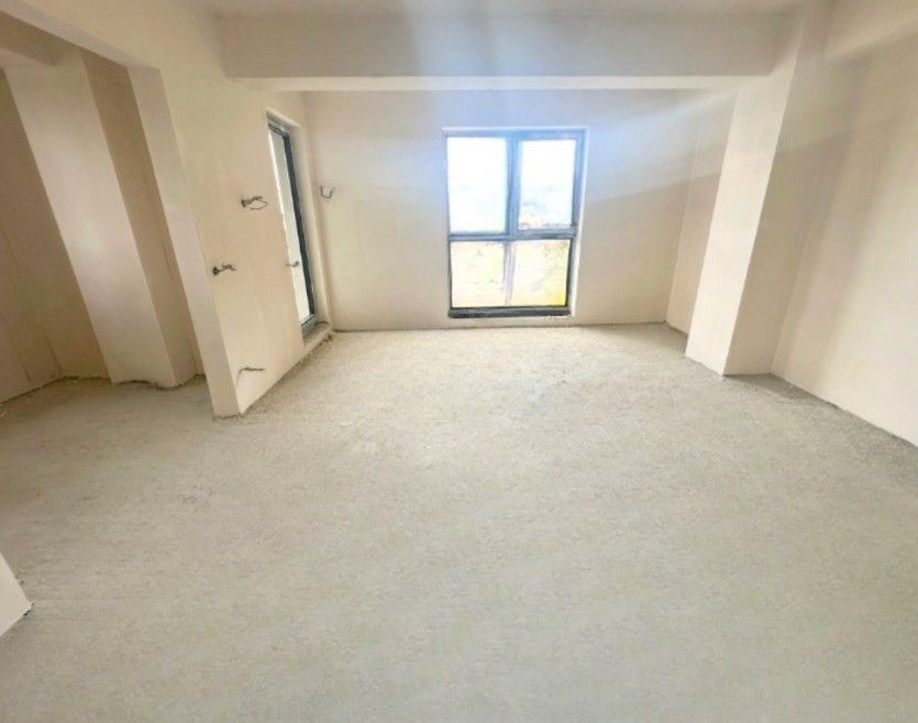 Apartament 2 camere Otopeni central | bloc cu lift | include parcare - Poză 1