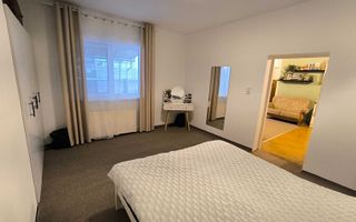 Casă cu teren în Iris - Poză 3