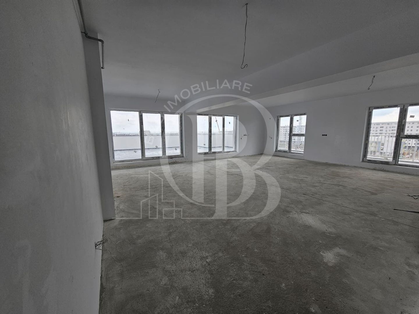4 Camere Living 60mp Terasa 82mp-Parcare Inclusa-Th. Pallady - Poză 3