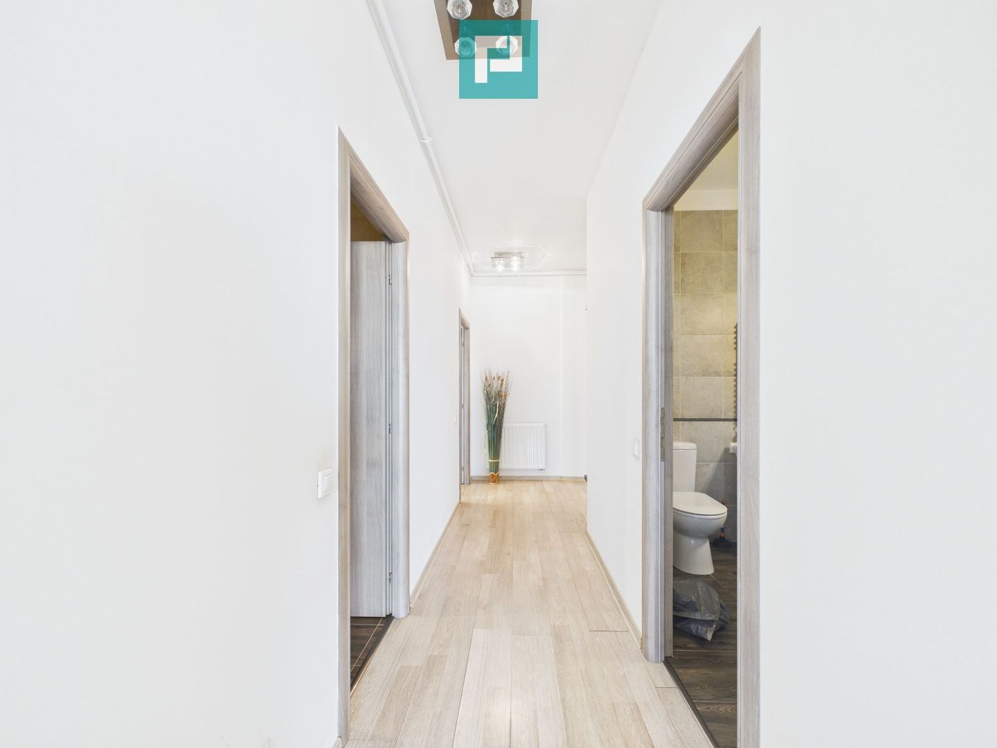 Apartament 3 camere de închiriat ARED UTA - Poză 3