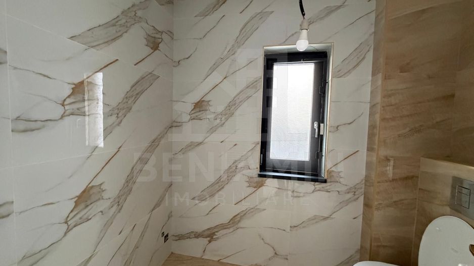Casa P+1 Living-Bucatarie-3 Dormitoare-Toate utilitatile-Disponibila - Poză 8