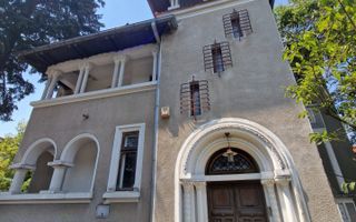 Vila cu arhitectura deosebila de vanzare- Primaverii- televiziune - Poză 1