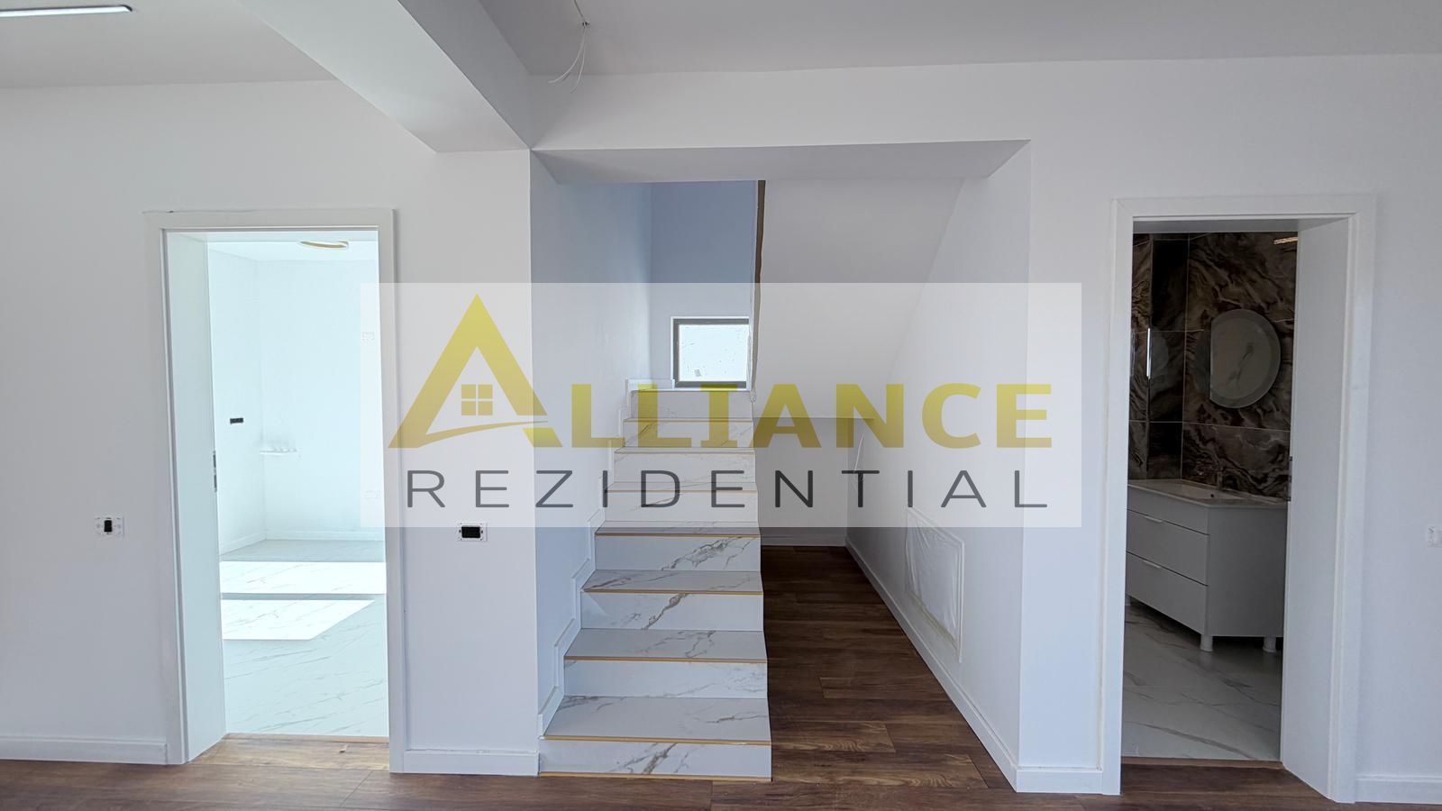 Casa Individuala - 4 camere - 3 bai - 300mp teren - Poză 5