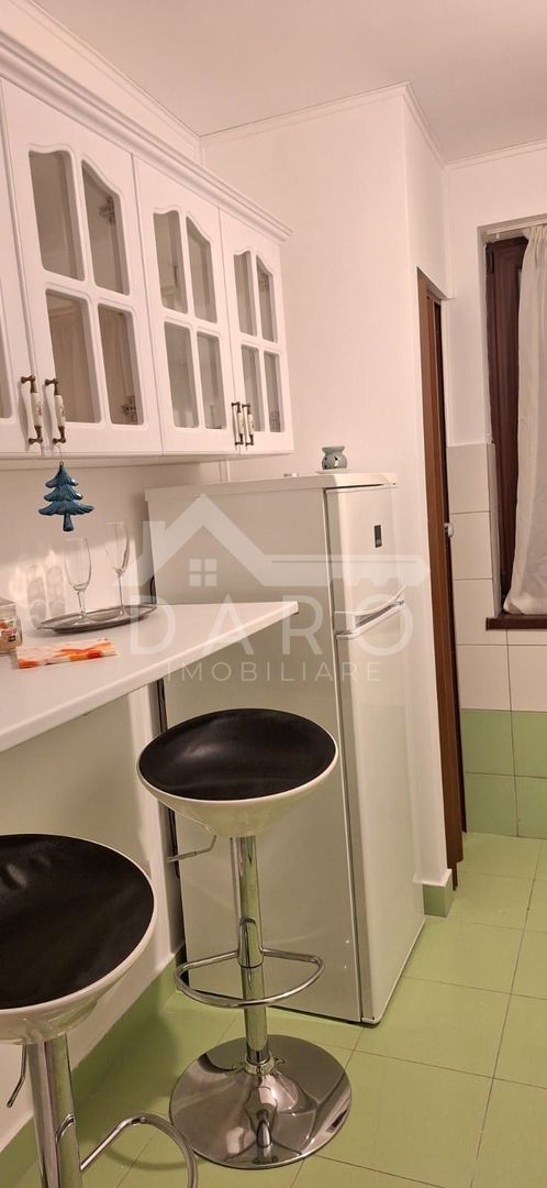 Închiriez apartament central  cu 2 camere - Poză 8