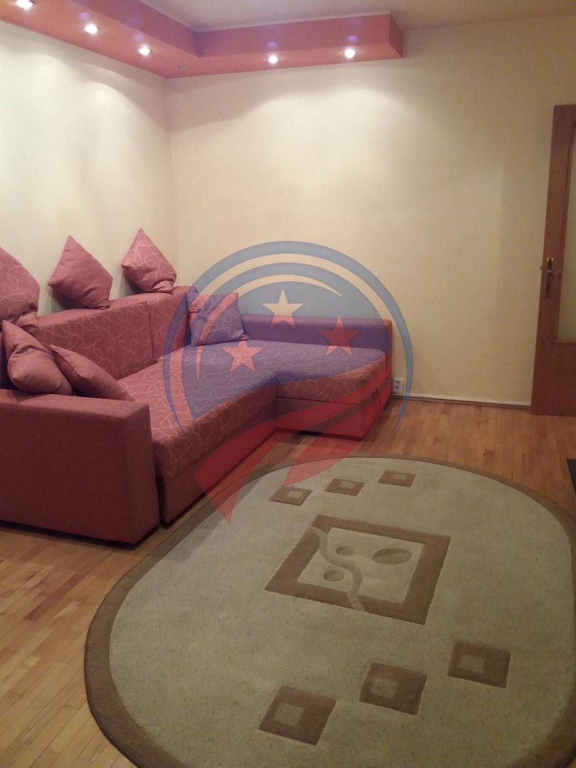 Apartament de închiriat central - Poză 1