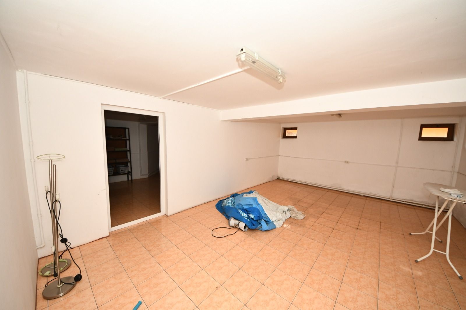 Vila spatioasa, constructie solida, zona micro 17 – Galati - Poză 52