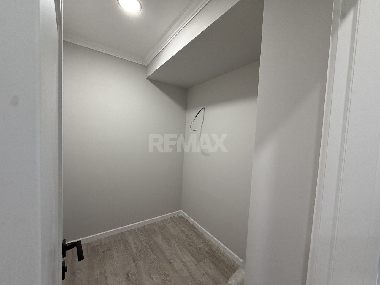 Vânzare apartament cu 2 dormitoare si living la Buiucani - Poză 5