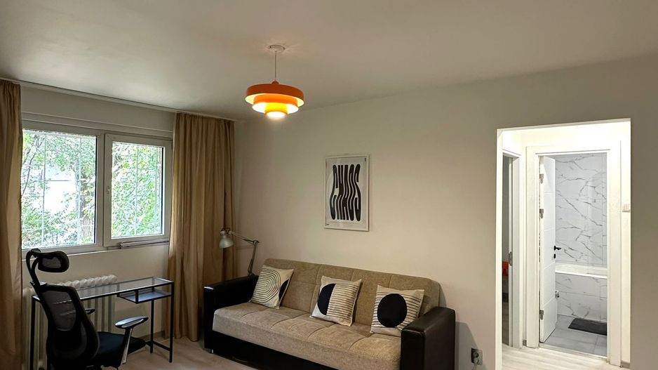 Apartament 2 camere - Piata Victoriei - - Poză 2