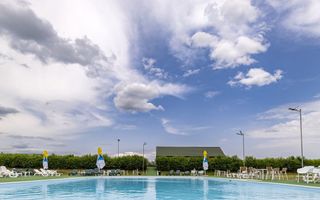 Afacere functionala - MOTEL si CAMPING cu terasa, piscina si lacuri pescuit - Poză 3