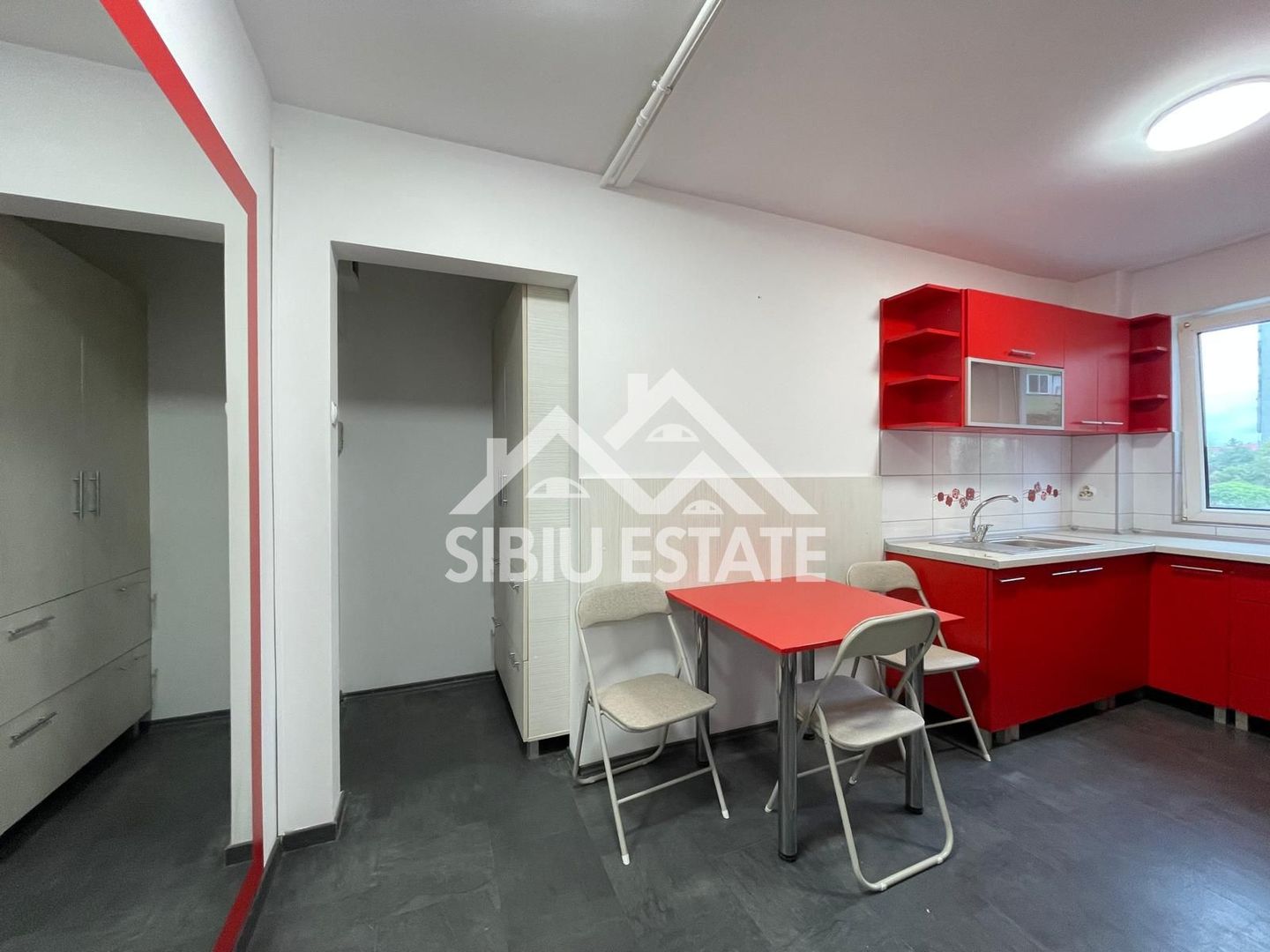 Apartament cochet cu 3 camere + pivniță, etaj 1, zona Mihai Viteazul - Poză 5