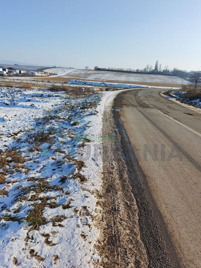 Vand teren intravilan si extravilan. - Poză 7