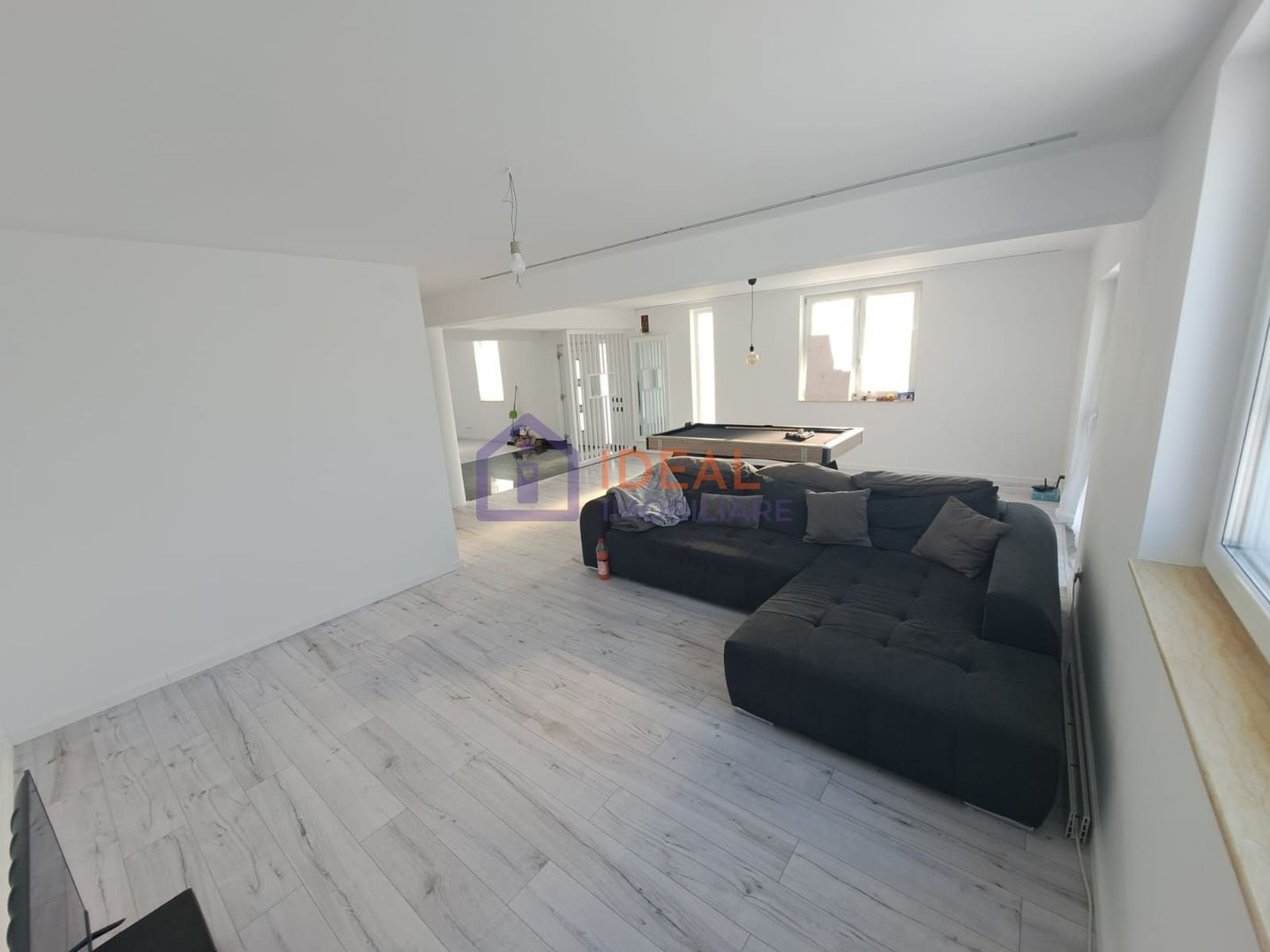 Casa Individuala LA CHEIE cu 250 mp utili, zona Strand - Poză 13