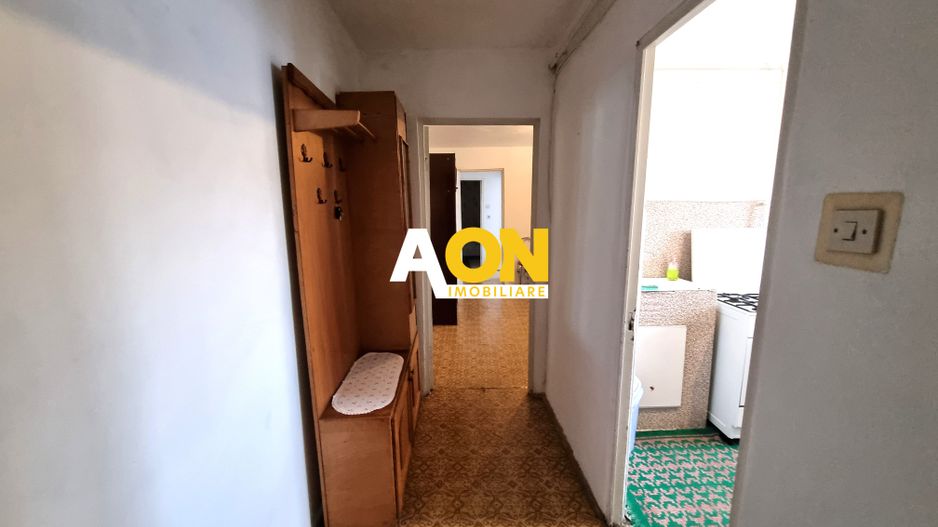 De vanzare apartament 2 camere, Cetate - Poză 5